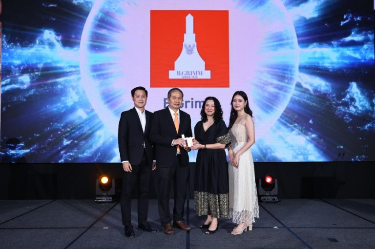บี.กริม ฟาร์มา คว้ารางวัล Excellence in HR Change Management จากเวที HR Excellence Awards 2025 สะท้อนความมุ่งมั่นผลักดันให้ “คน คือ หัวใจของความสำเร็จอย่างยั่งยืน”